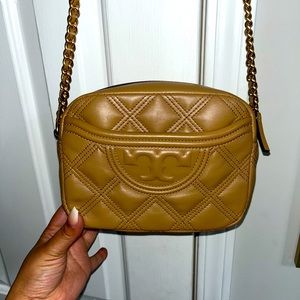 Tory Burch Crossbody with hardware chain